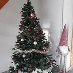 Petit à La Campagne Proche Apartamento