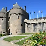 Petit à La Campagne Proche Apartamento