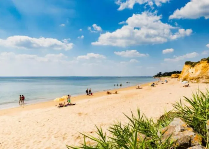 Petit A La Campagne Proche Apartamento